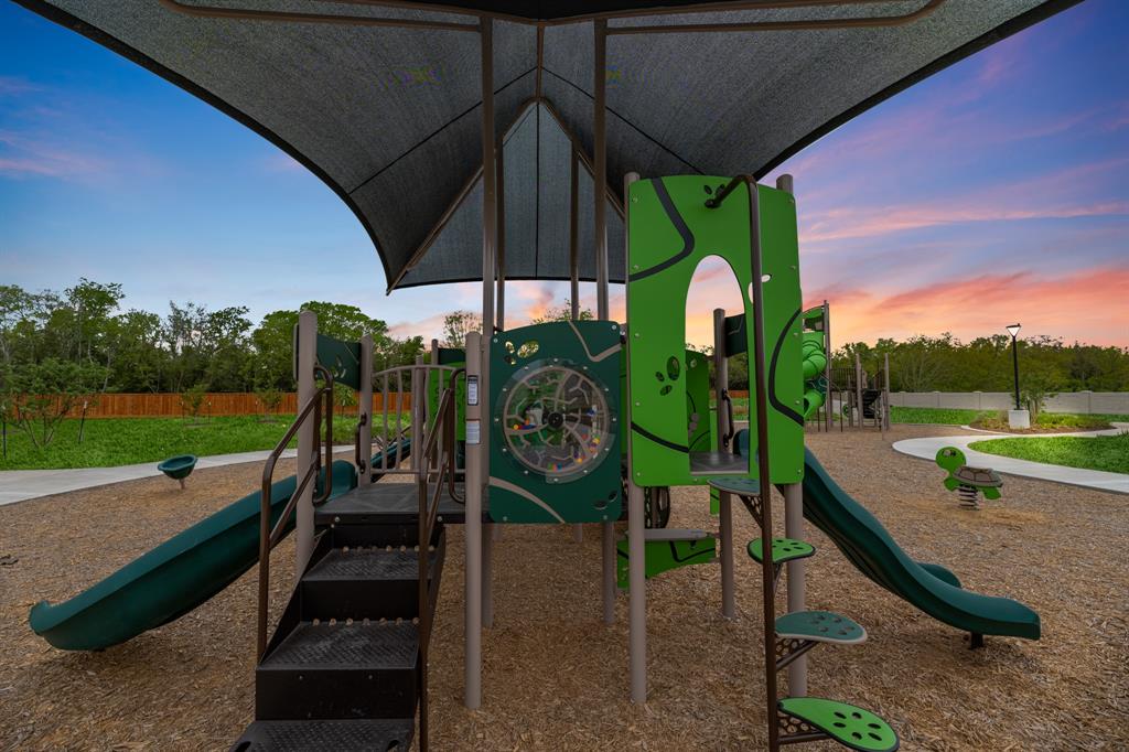 4008 Green Anjou Ln, Pearland, Texas image 12