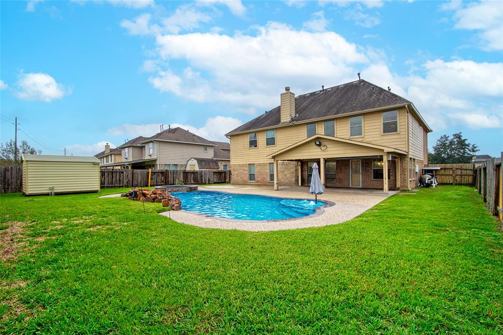 5111 Lakeside Avenue