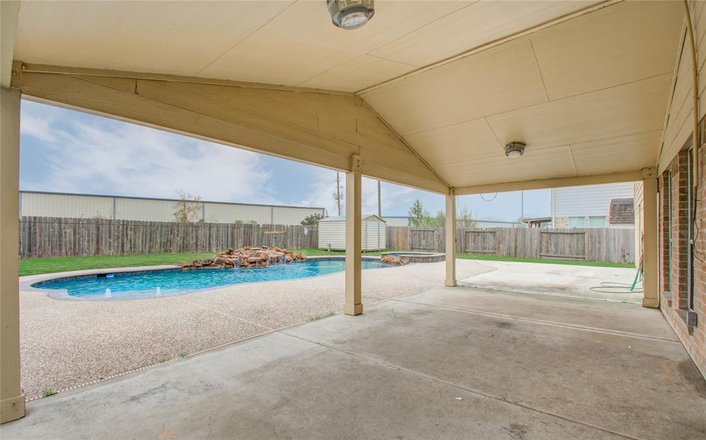 5111 Lakeside Avenue, Baytown, Texas image 40
