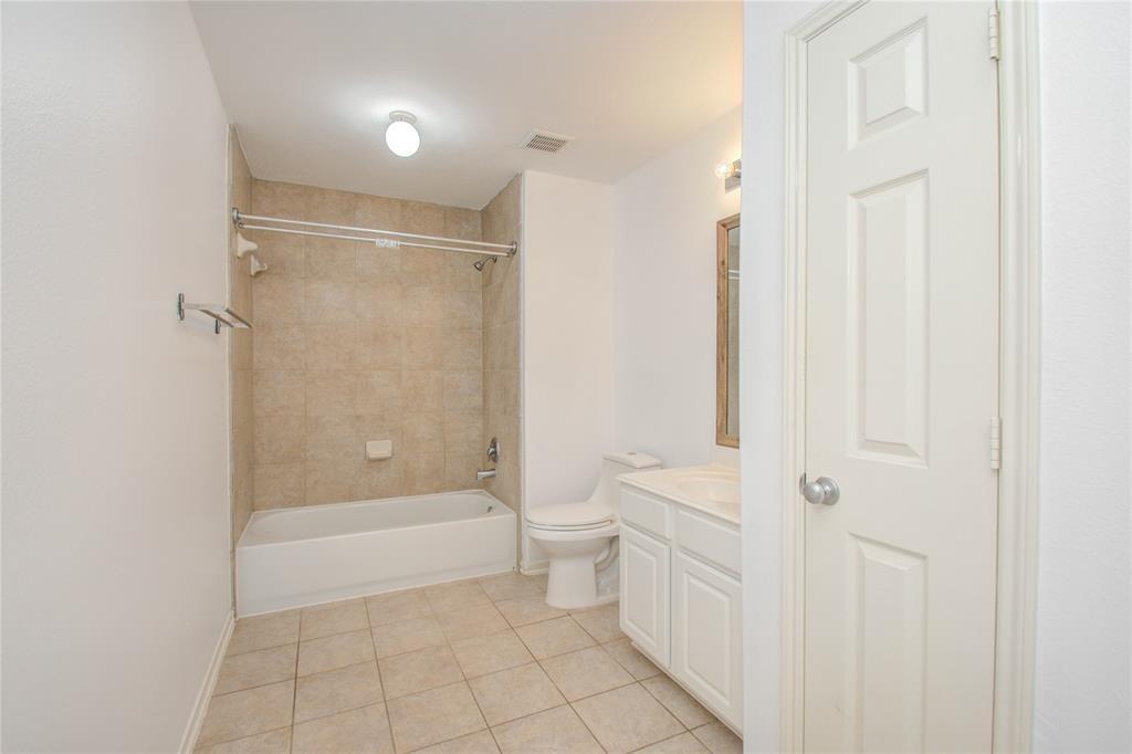 5111 Lakeside Avenue, Baytown, Texas image 30