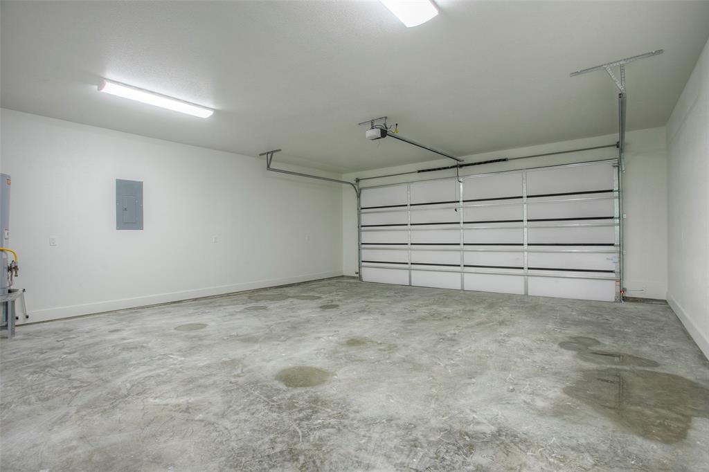 1973 Greentree Drive, Huntsville, Texas image 30