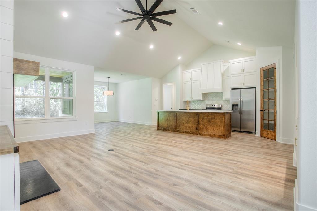 1973 Greentree Drive, Huntsville, Texas image 2