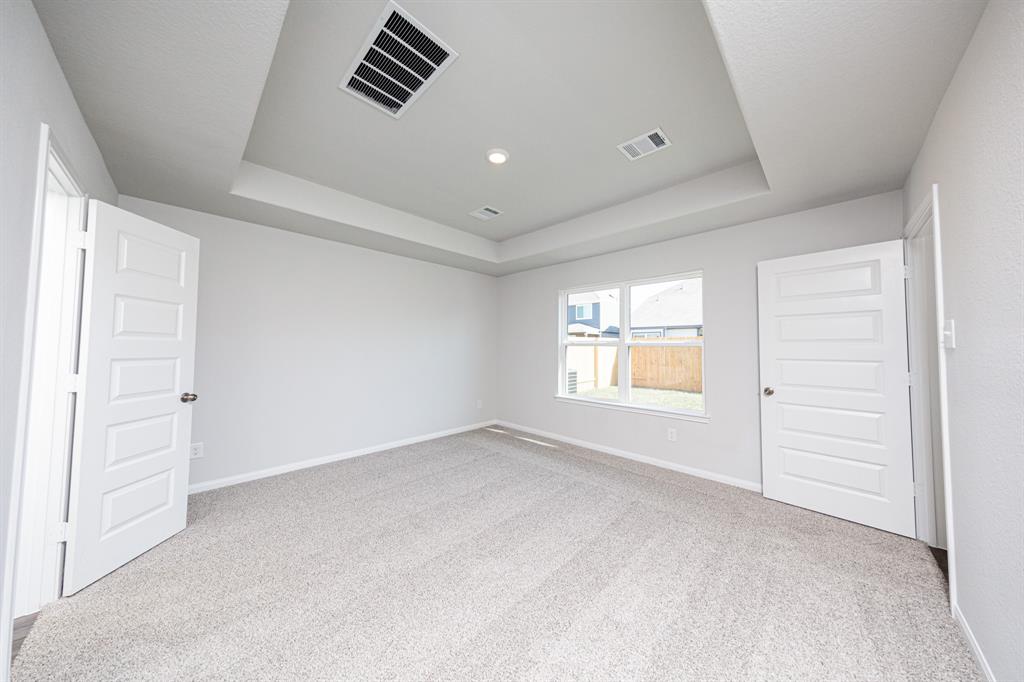 8115 Vanilla Orchid Drive, Houston, Texas image 9