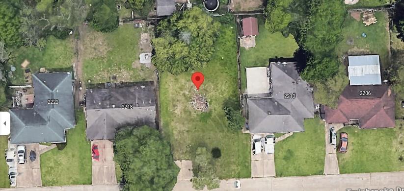 2214 Twinbrooke Drive, Houston, Texas image 2