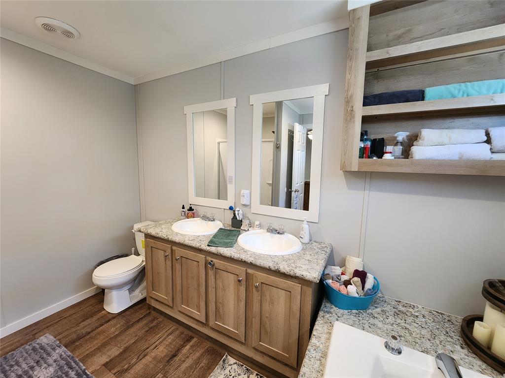 199 Casablanca Drive, Point Blank, Texas image 11