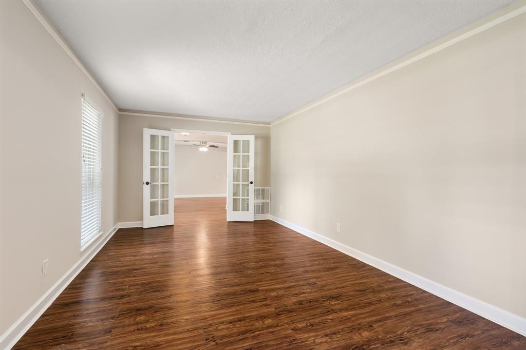 802 Stone Mountain Drive, Conroe, Texas image 16