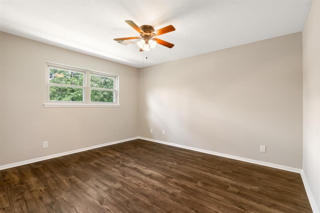 802 Stone Mountain Drive, Conroe, Texas image 30