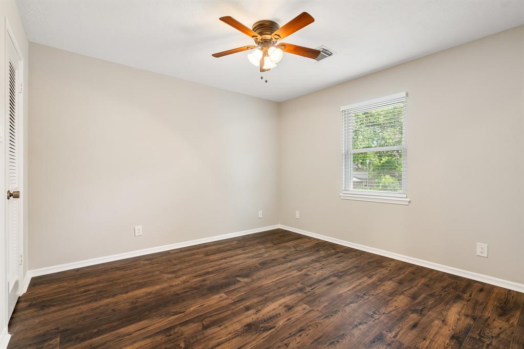 802 Stone Mountain Drive, Conroe, Texas image 29