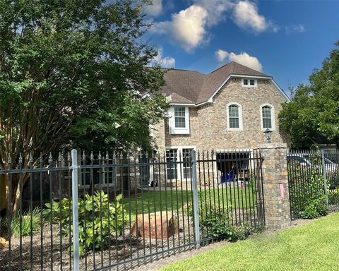 Photo of 929 N Horton Street, La Grange, TX 78945 (MLS # 85651356)