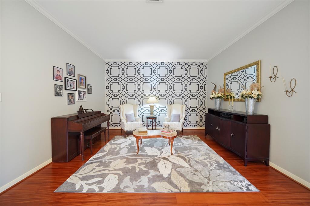 7410 Fall Creek Bend