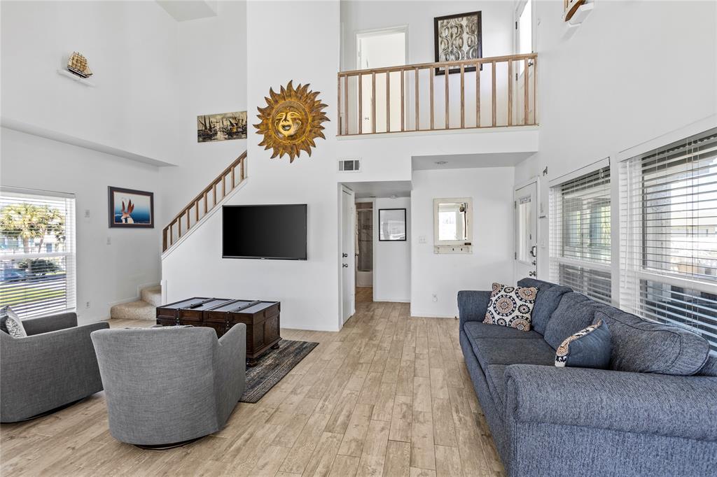 13827 Pirates Beach Boulevard, Galveston, Texas image 16