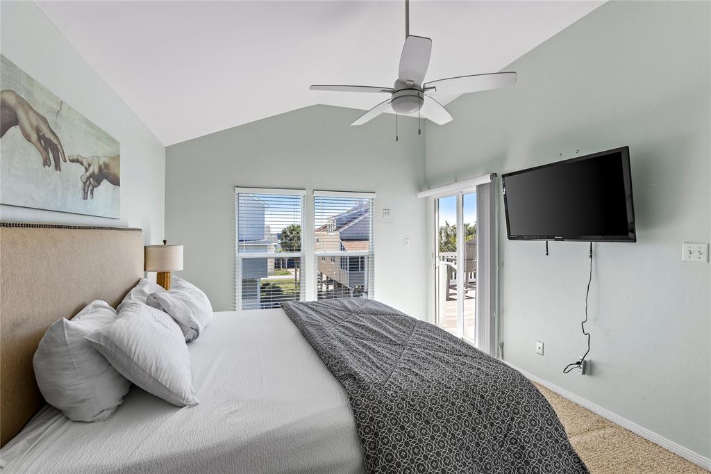 13827 Pirates Beach Boulevard, Galveston, Texas image 40