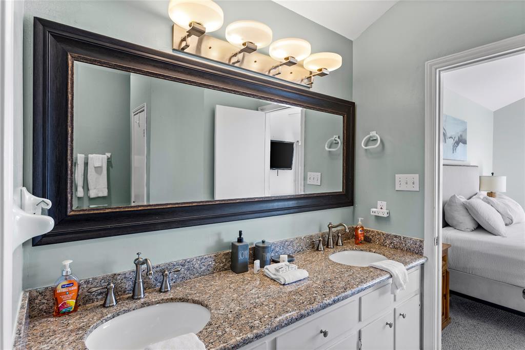 13827 Pirates Beach Boulevard, Galveston, Texas image 41