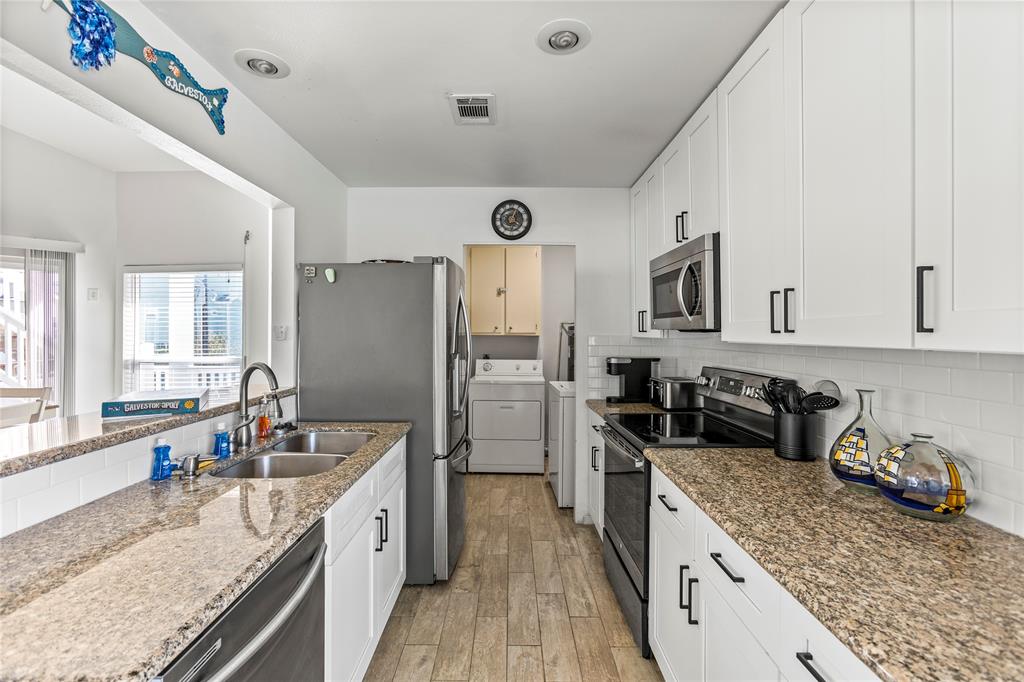 13827 Pirates Beach Boulevard, Galveston, Texas image 28