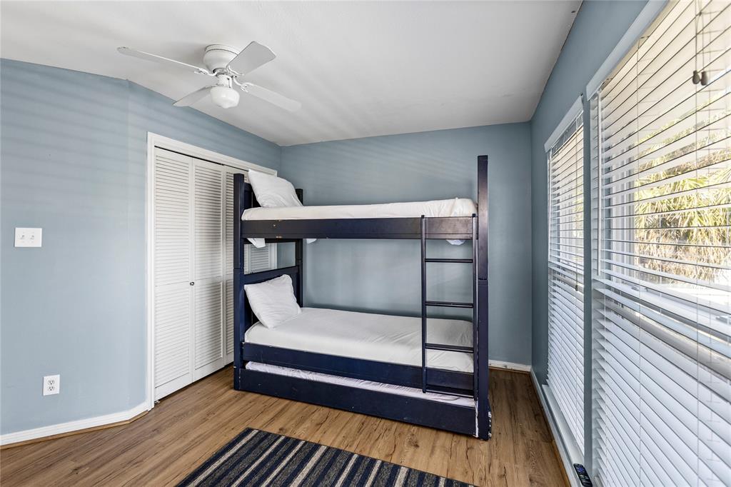 13827 Pirates Beach Boulevard, Galveston, Texas image 33
