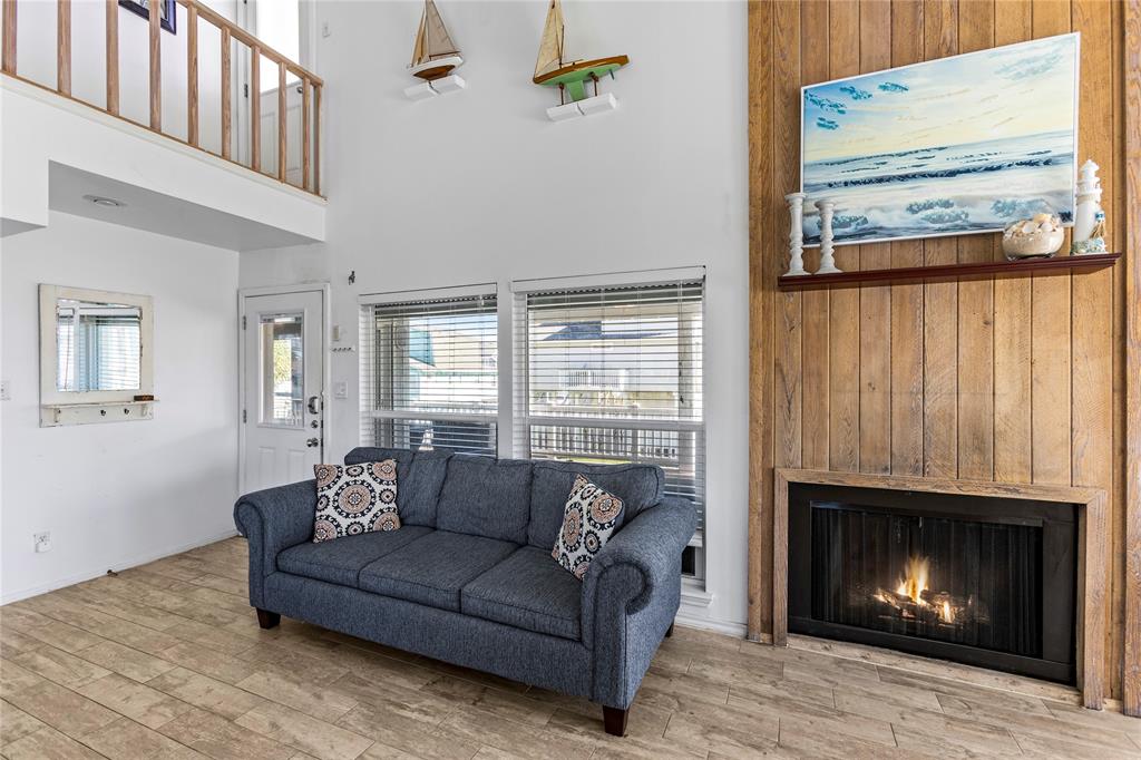 13827 Pirates Beach Boulevard, Galveston, Texas image 27