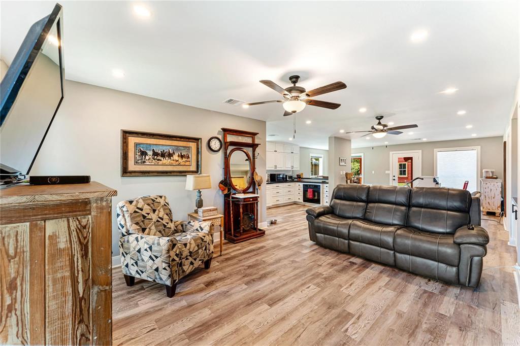 6063 Fm 1094, Sealy, Texas image 11