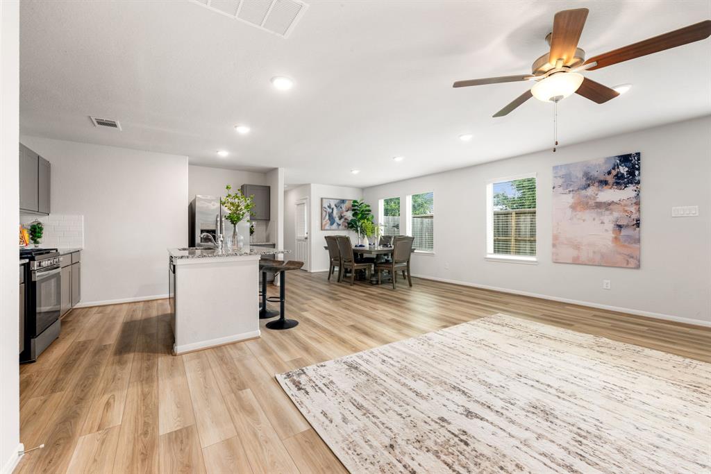 5279 Shallowhurst Lane