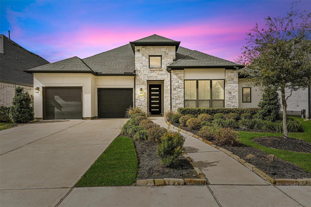 1823 Camille Park Drive, Missouri City, Texas image 1