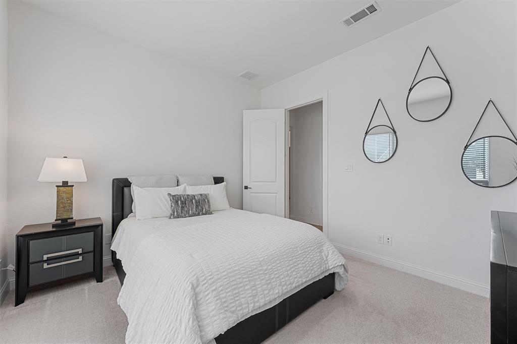 1823 Camille Park Drive, Missouri City, Texas image 19
