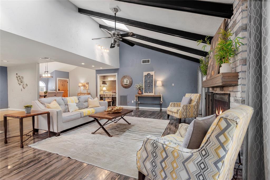 2211 Spruce Lodge Drive, Kingwood, Texas image 15