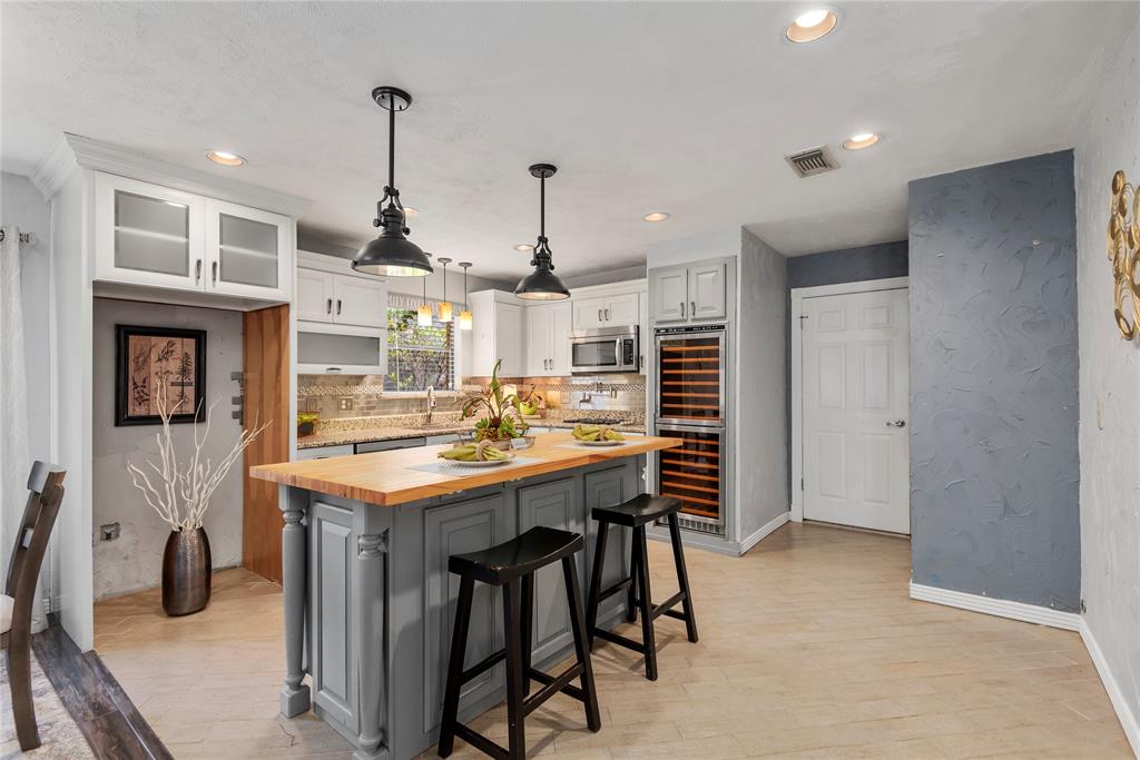 2211 Spruce Lodge Drive, Kingwood, Texas image 19