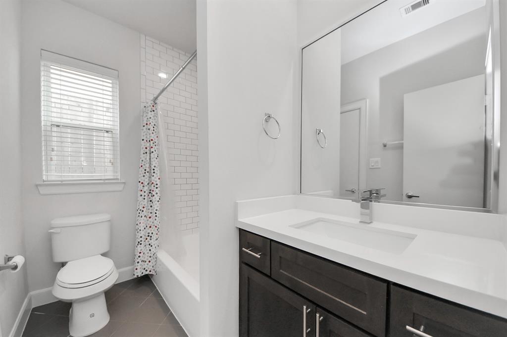 310 Eado Park Circle, Houston, Texas image 10