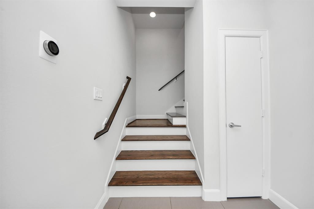 310 Eado Park Circle, Houston, Texas image 11