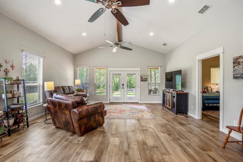 6693 County Road 302, Navasota, Texas image 17