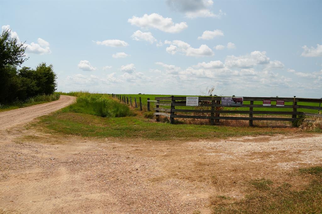 1162 County Road 234b, Schulenburg, Texas image 18