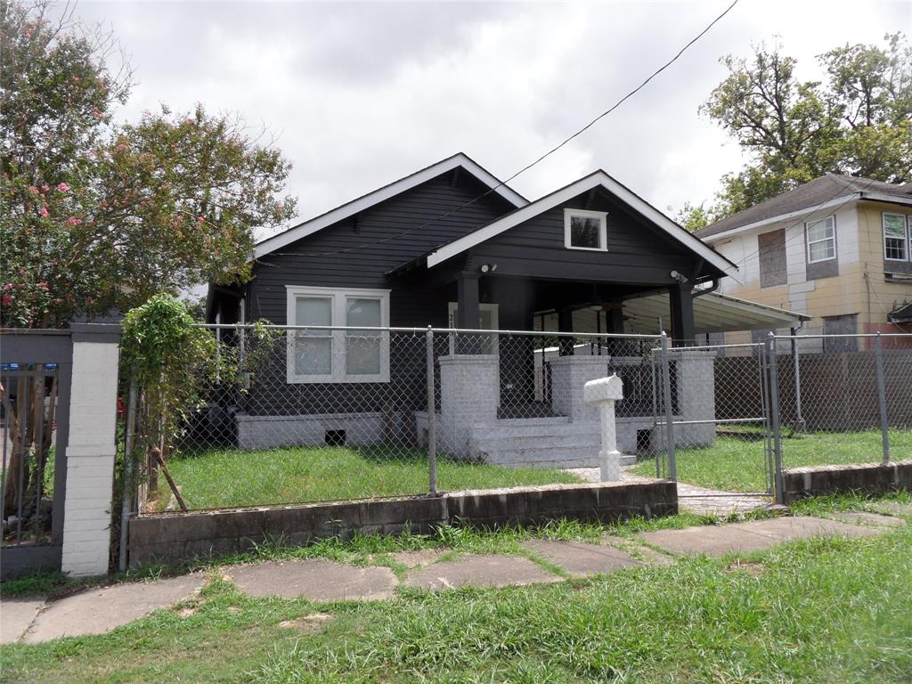 213 Grace Street, Houston, Texas image 1