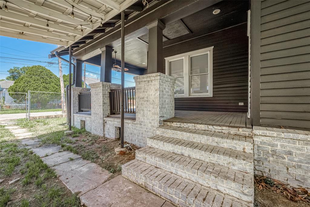 213 Grace Street, Houston, Texas image 6