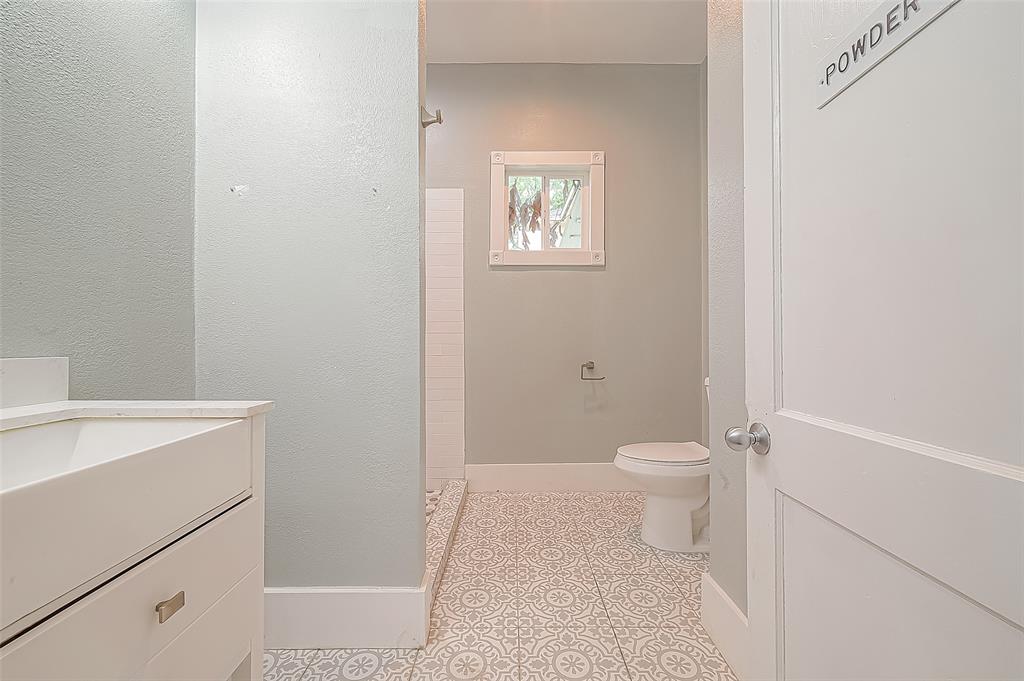 213 Grace Street, Houston, Texas image 27