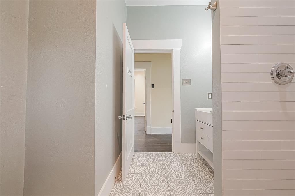 213 Grace Street, Houston, Texas image 26