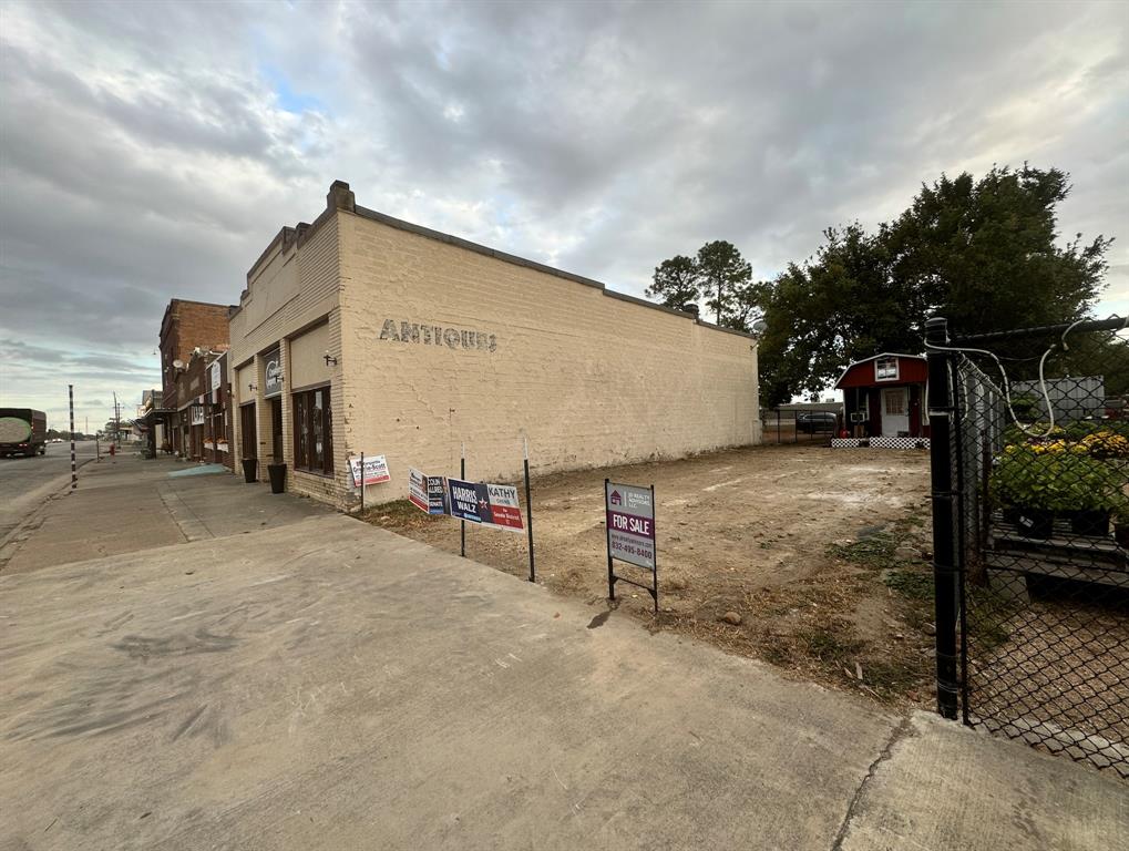 717 Main Street, East Bernard, Texas image 4