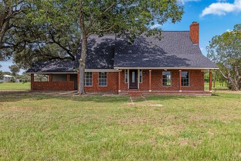 Photo of 1178 County Road 105, Columbus, TX 78934 (MLS # 28437044) Photo of 1178 County Road 105, Columbus, TX 78934 (MLS # 28437044)