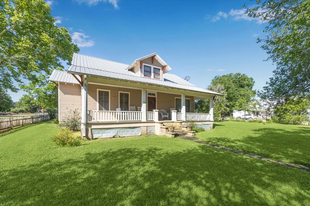 10753 Track Road, Cat Spring, Texas image 3