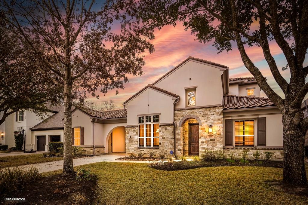 property-search 1 139 Monterrey Bend