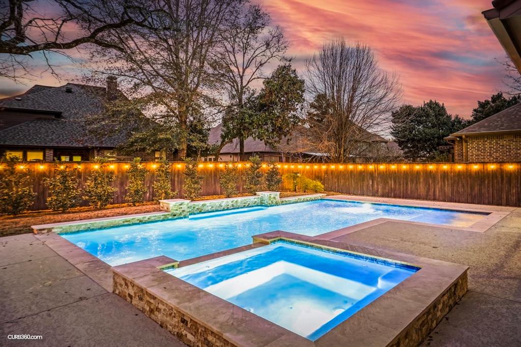 property-search 3 139 Monterrey Bend