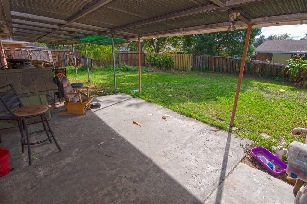 801 Elmwood Drive, Baytown, Texas image 28