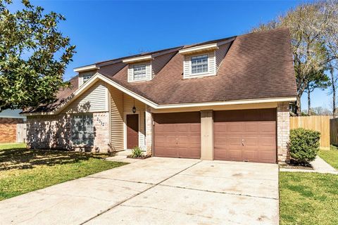 A home in League City