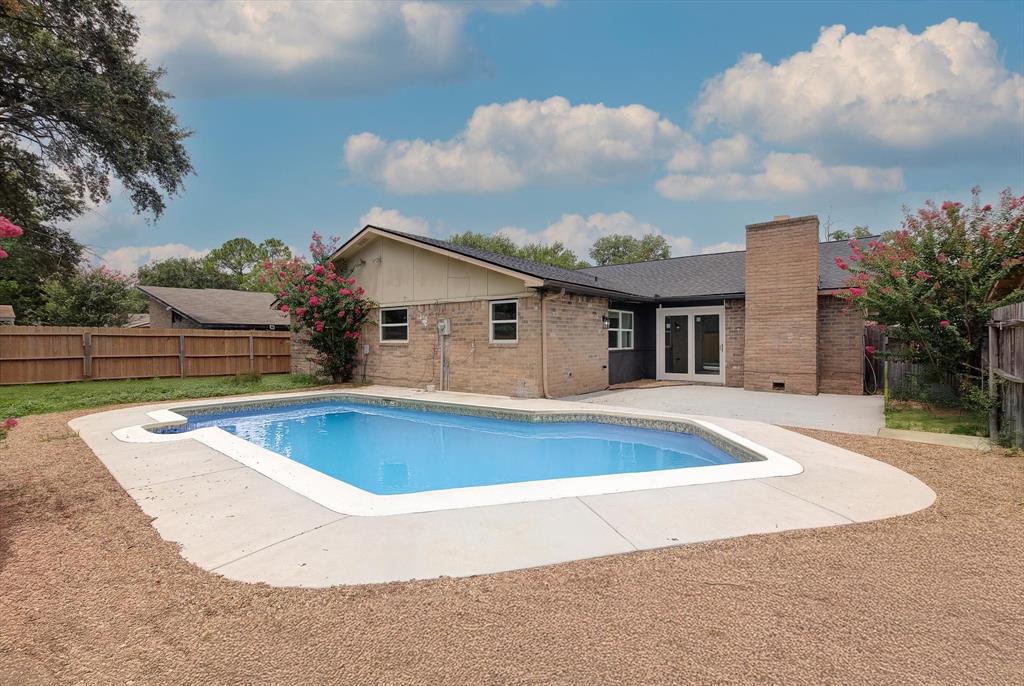 15507 Sierra Valle Drive