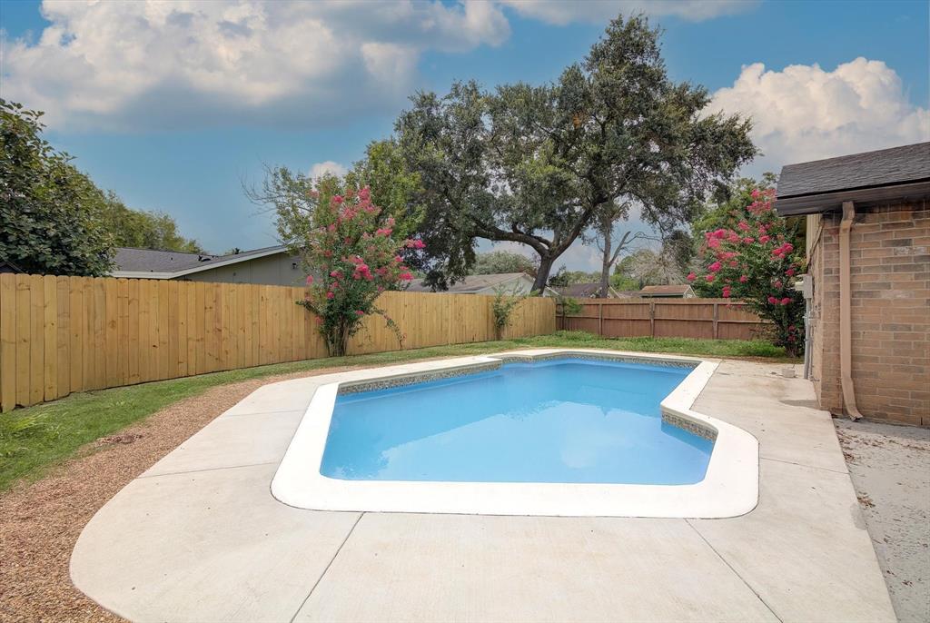 15507 Sierra Valle Drive