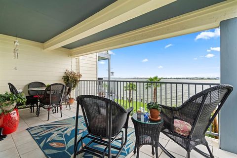 Photo of 4001 Nasa Rd 1 Pkwy Pkwy #112, El Lago, TX 77586 (MLS # 41409263)