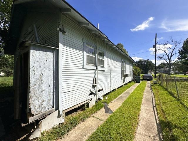 2575 Texas Street, Beaumont, Texas image 5