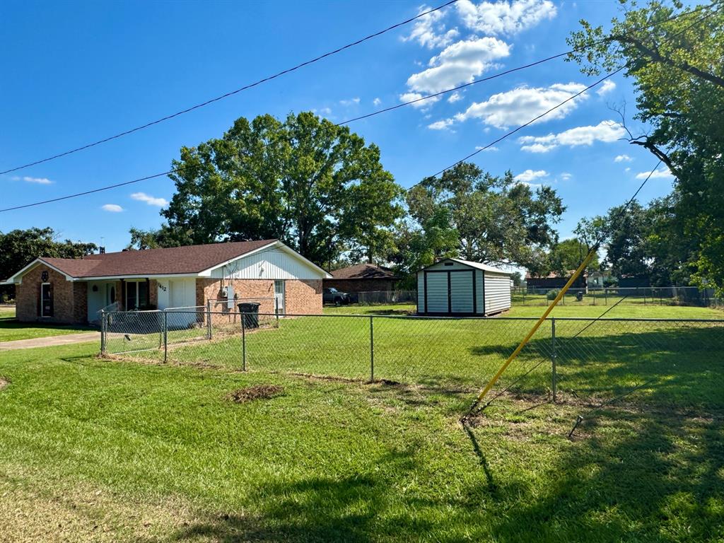 412 Elm Street, Hungerford, Texas image 50