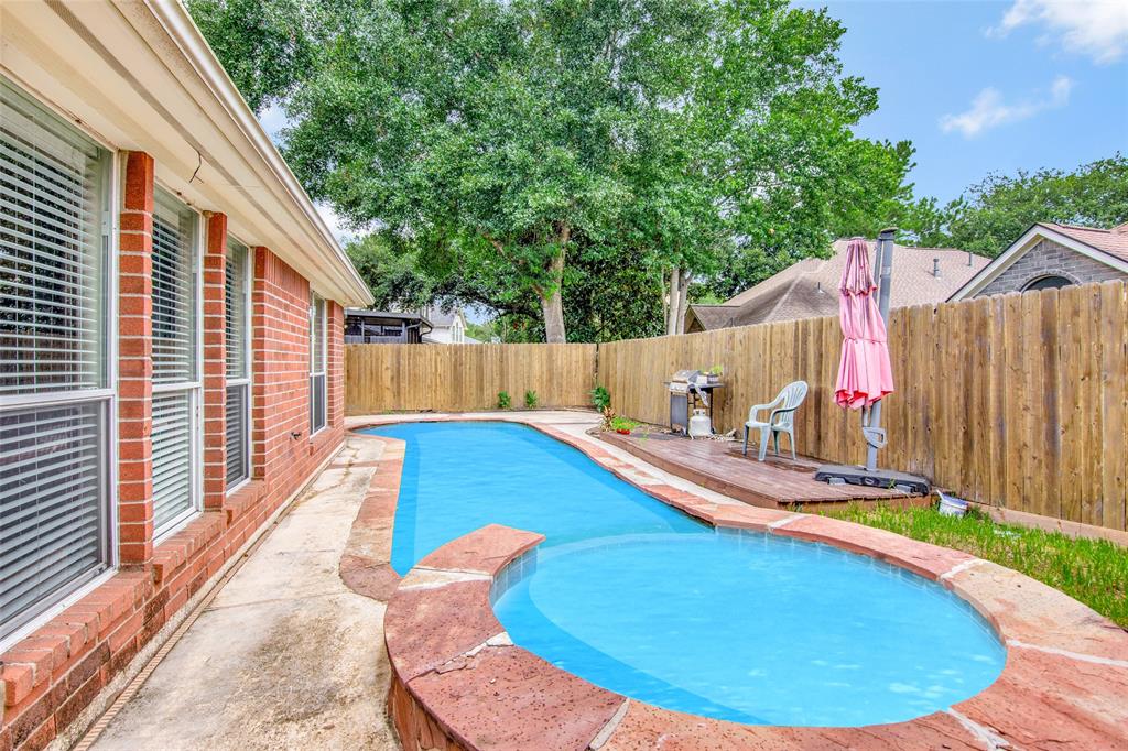 6111 Kristen Park Lane, Humble, Texas image 31