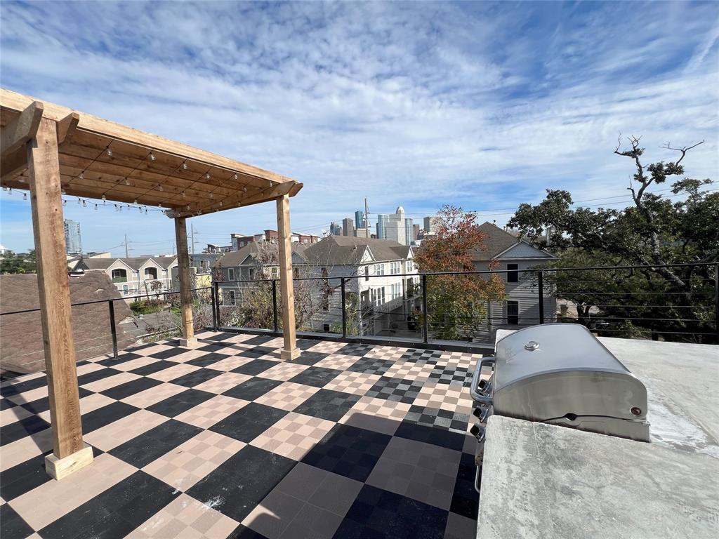 214 Welch St