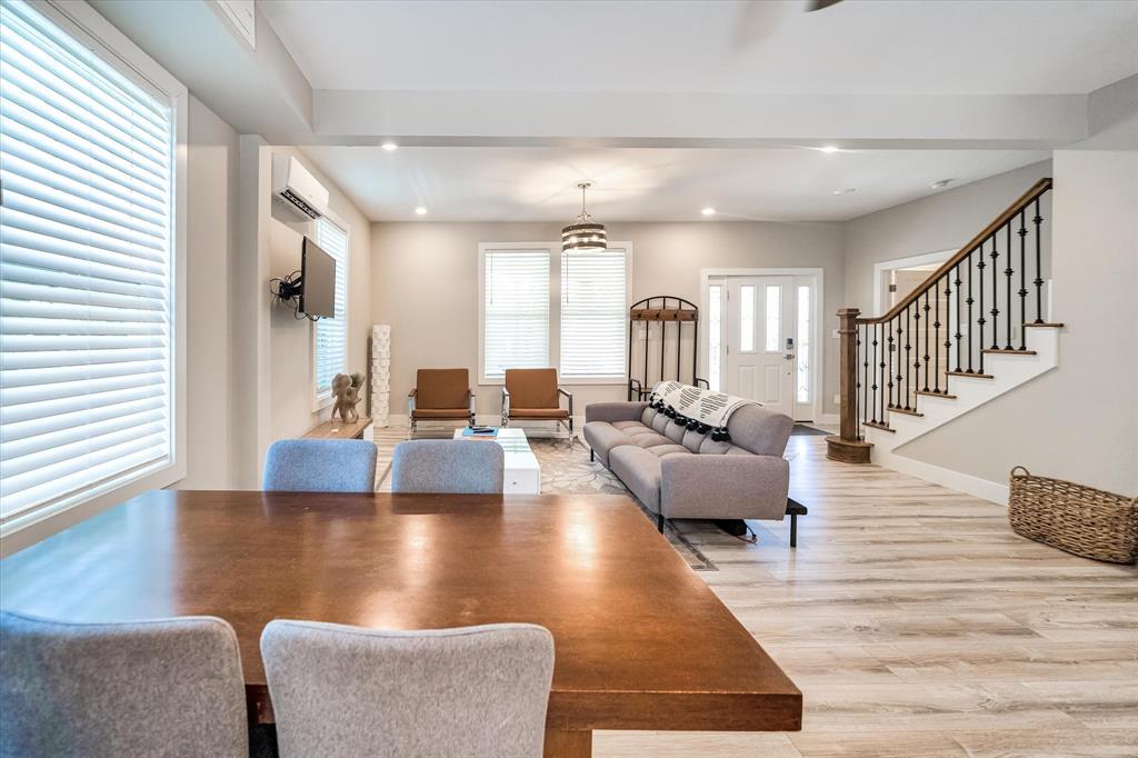 3410 Bernardo De Galvez, Galveston, Texas image 8