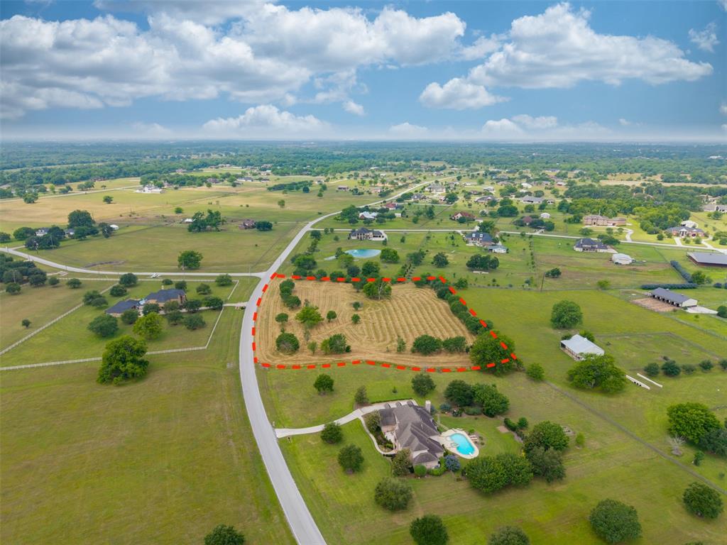 3022 Blue Grass Drive